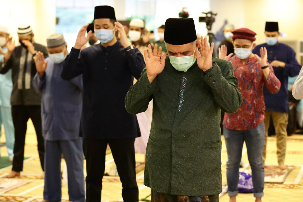 Muslims praying together